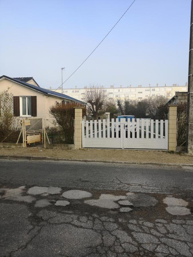 Belle Maison De Vacances Villa Romilly-sur-Seine Exterior photo